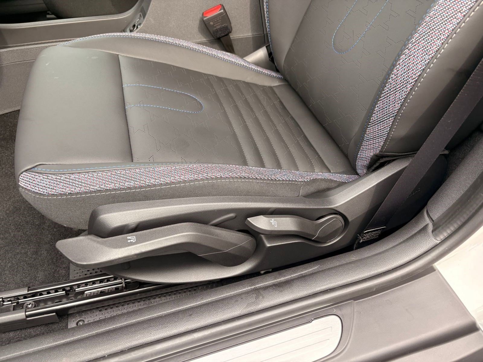 New 2026 MINI Cooper S image 13