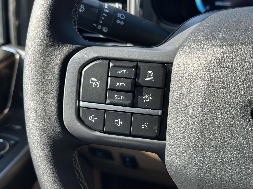 New 2025 Ford F250 Lariat w/ Lariat Ultimate Package AWD/4WD image 18
