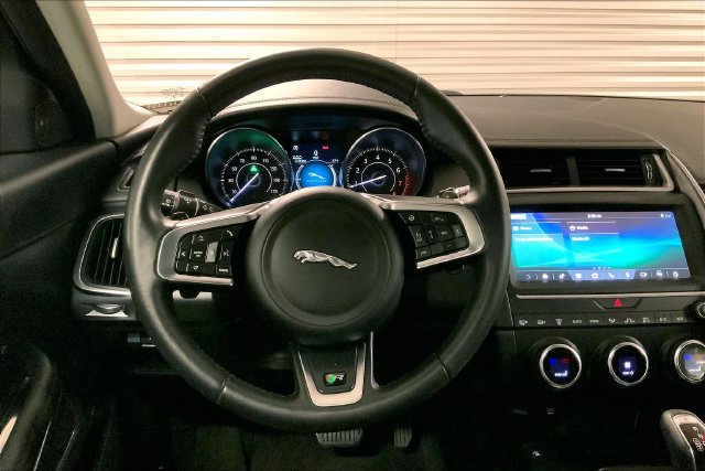 Certified 2020 Jaguar E-PACE AWD/4WD image 4