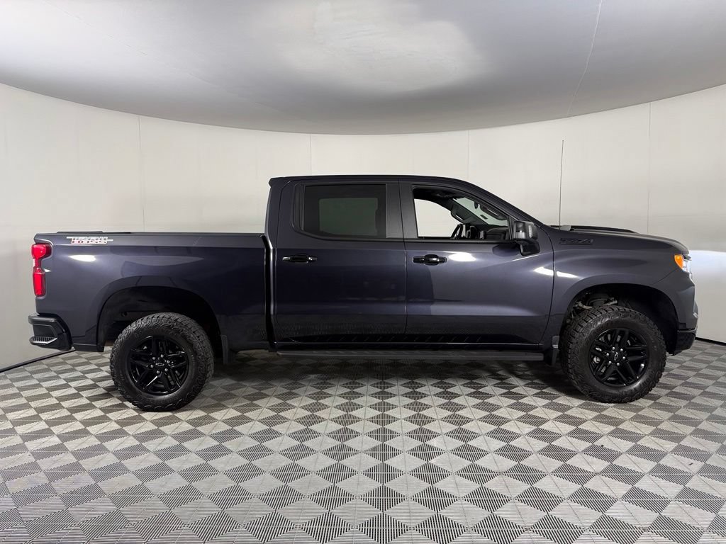 Used 2024 Chevrolet Silverado 1500 LT Trail Boss w/ Convenience Package II AWD/4WD image 7