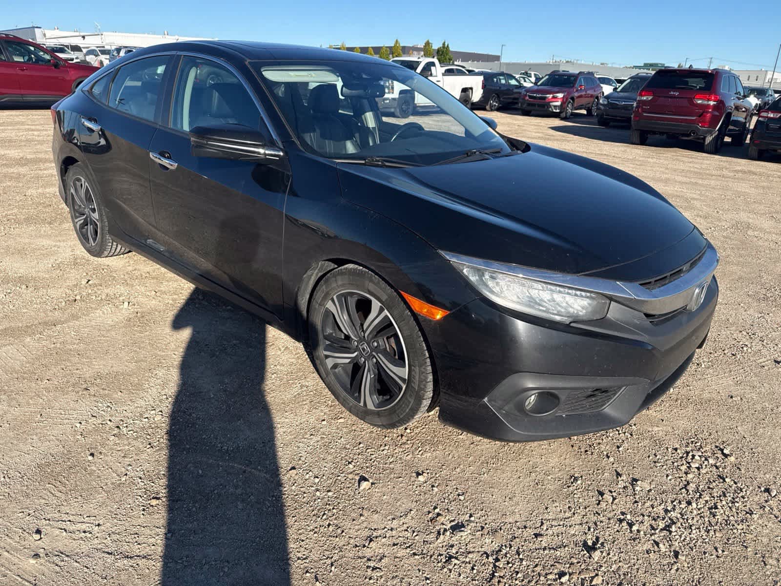 Used 2017 Honda Civic Touring image 4