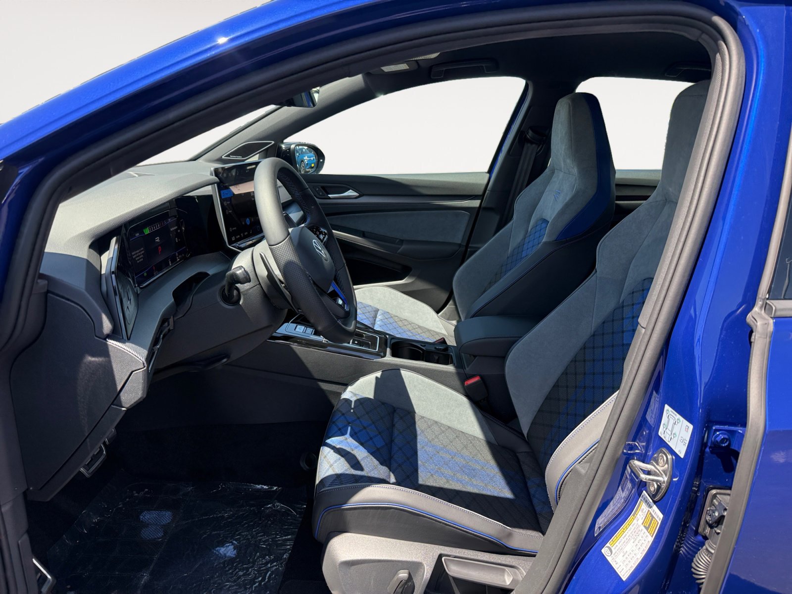New 2026 Volkswagen Golf w/ Euro Style Package AWD/4WD image 10