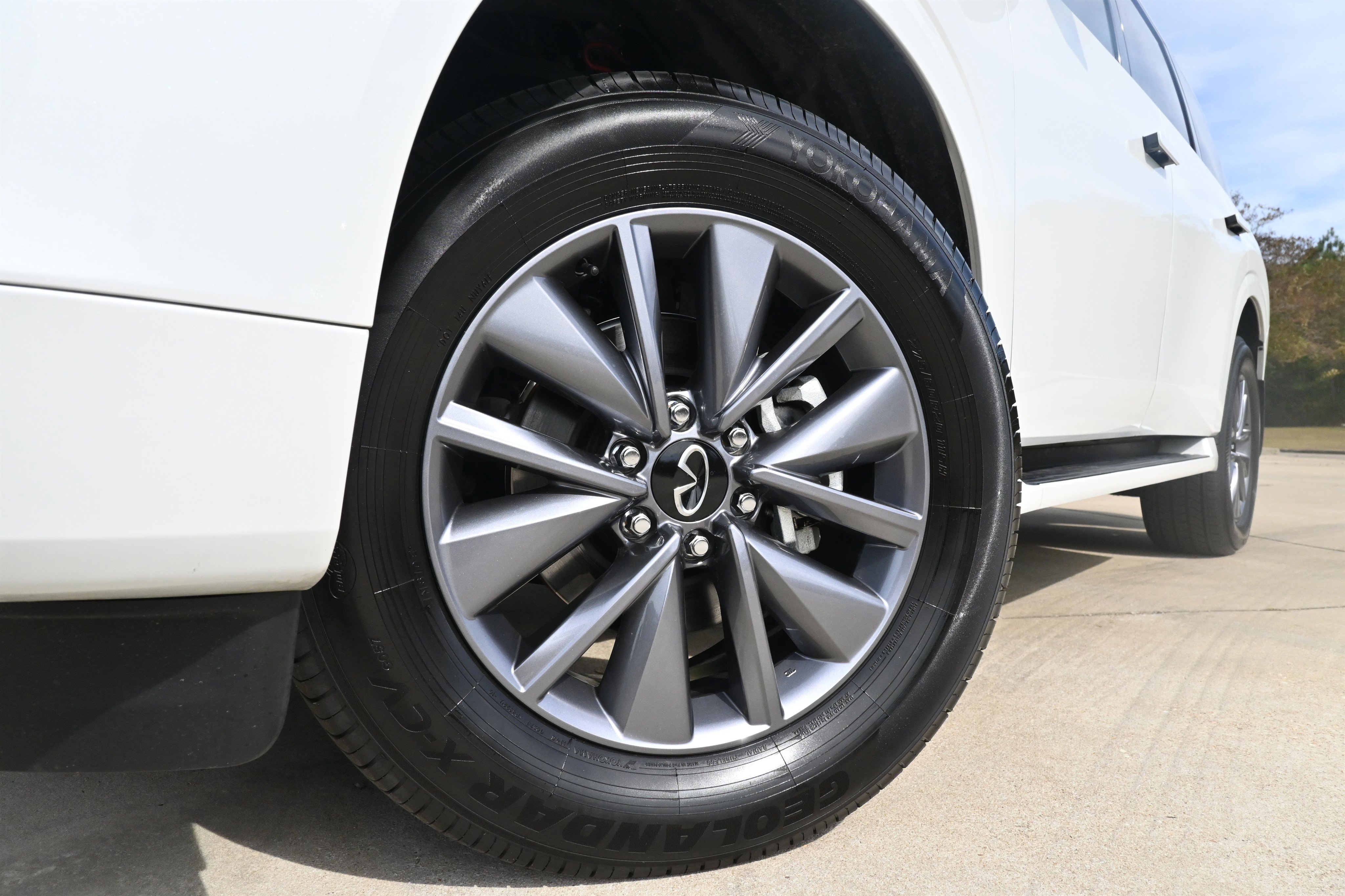 Used 2025 INFINITI QX80 Pure w/ Cargo Package image 34