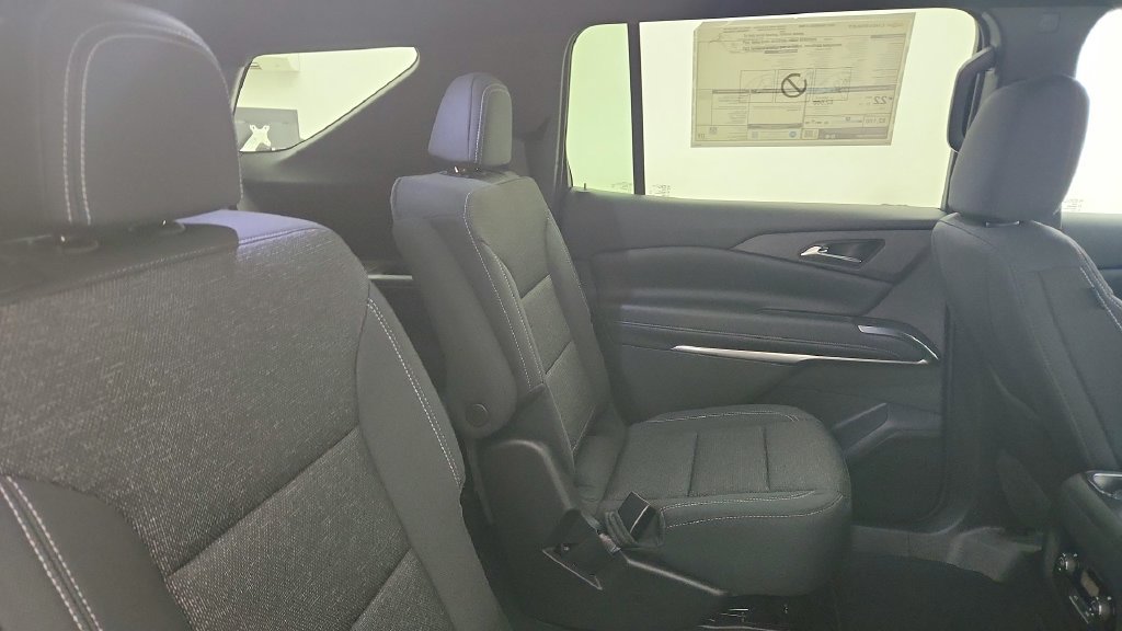 New 2027 Chevrolet Traverse LT w/ Driver Confidence Package FWD image 25