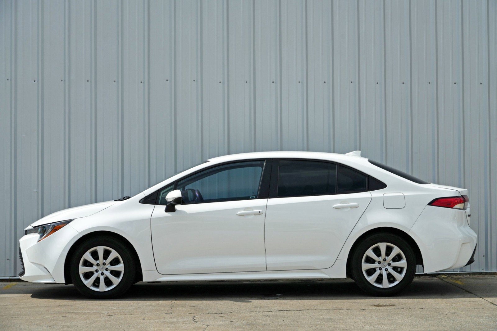 Used 2024 Toyota Corolla LE image 44