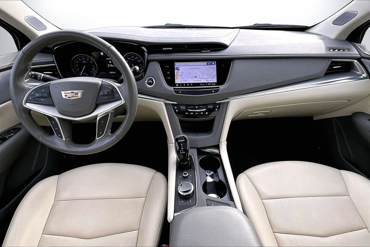 Used 2024 Cadillac XT5 Premium Luxury w/ Technology Package image 15