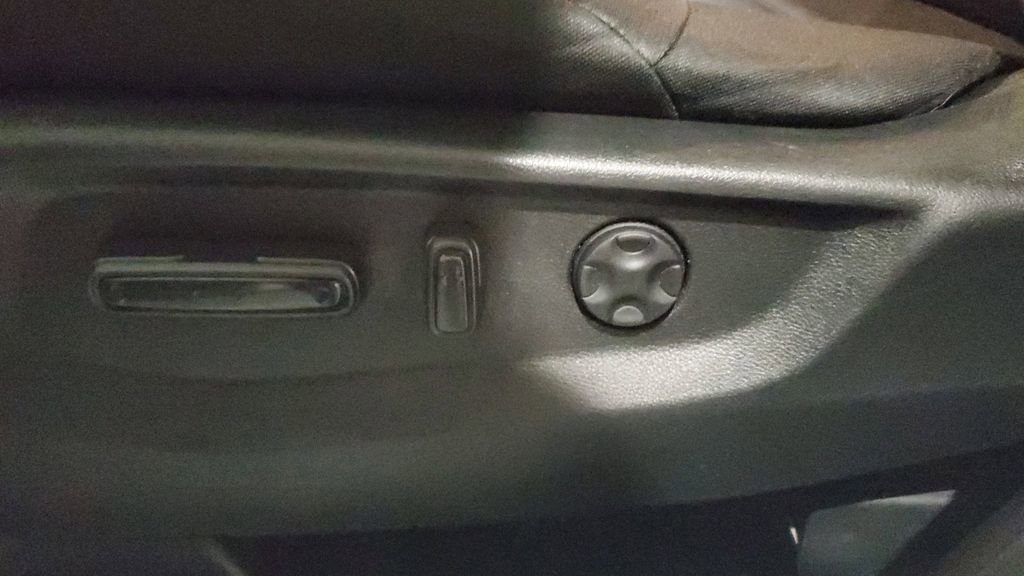 Used 2022 Honda CR-V EX image 22