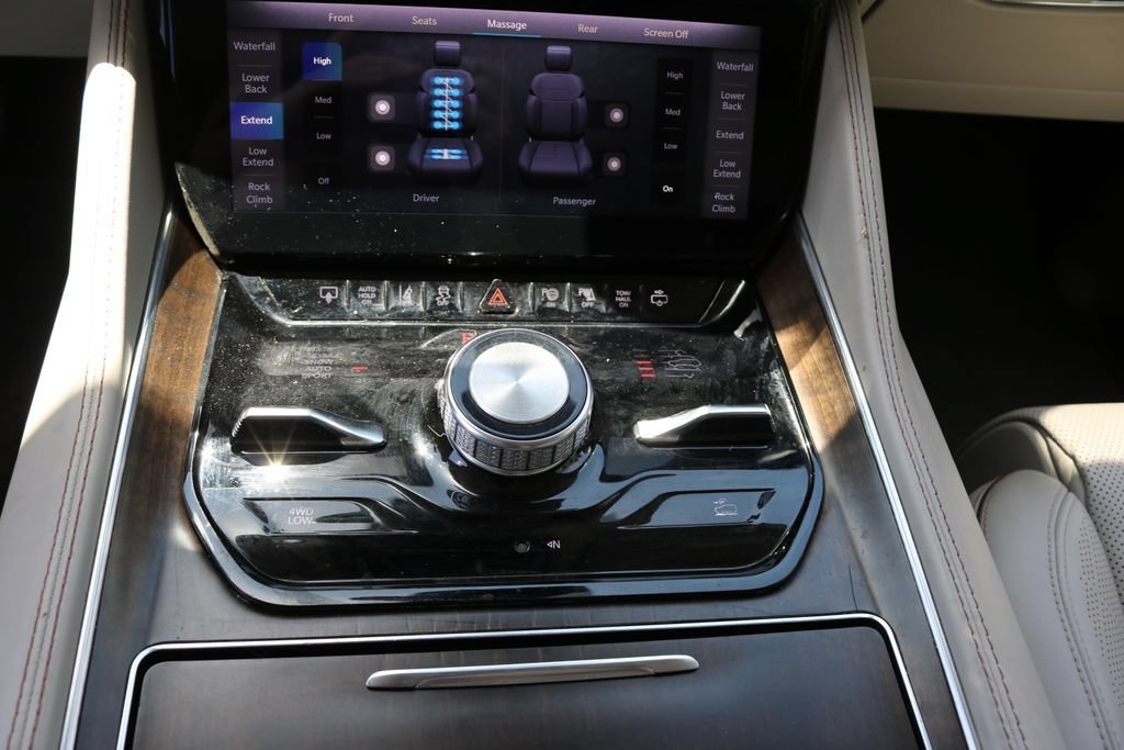 Used 2022 Jeep Grand Wagoneer Series II w/ Premium Group II AWD/4WD image 31