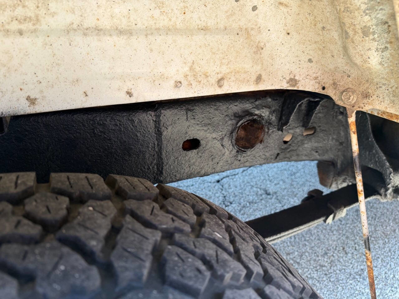 Used 2003 Chevrolet Silverado 1500 LS w/ Suspension Package, Off-Road AWD/4WD image 11