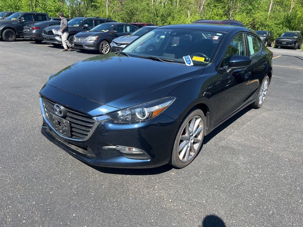 Used 2017 MAZDA MAZDA3 Touring FWD image 3