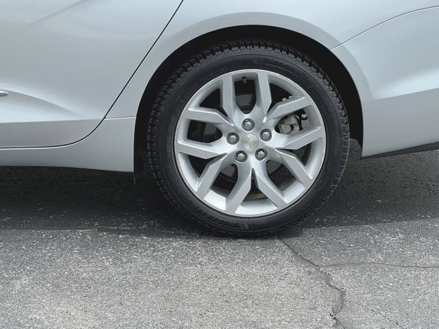 Used 2017 Chevrolet Impala Premier FWD image 18