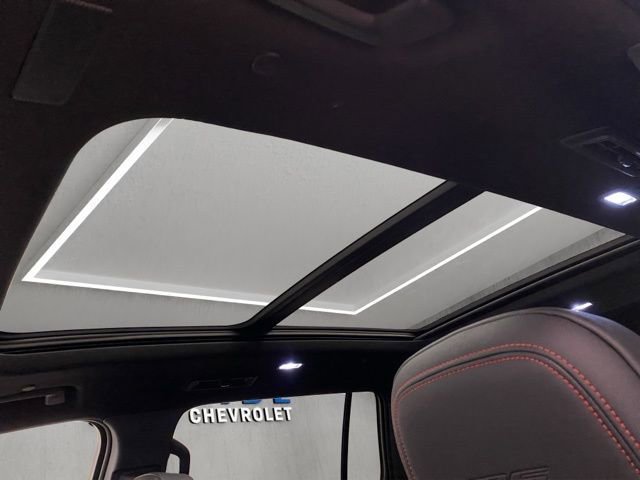 New 2026 Chevrolet Traverse RS w/ LPO, Floor Liner Package image 14