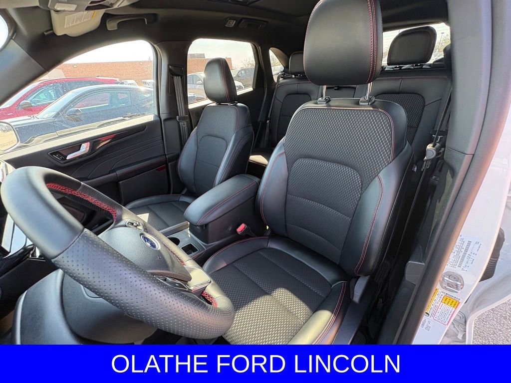 New 2025 Ford Escape ST-Line Select w/ Tech Pack #2 AWD/4WD image 12