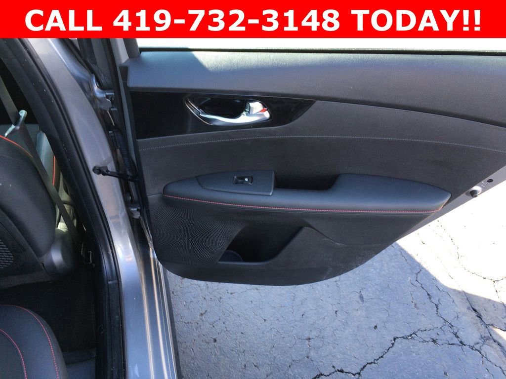 Used 2024 Kia Forte GT image 17