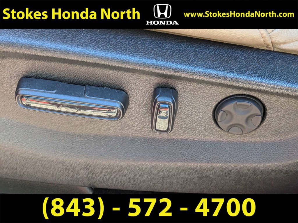 Used 2017 Honda CR-V Touring image 24
