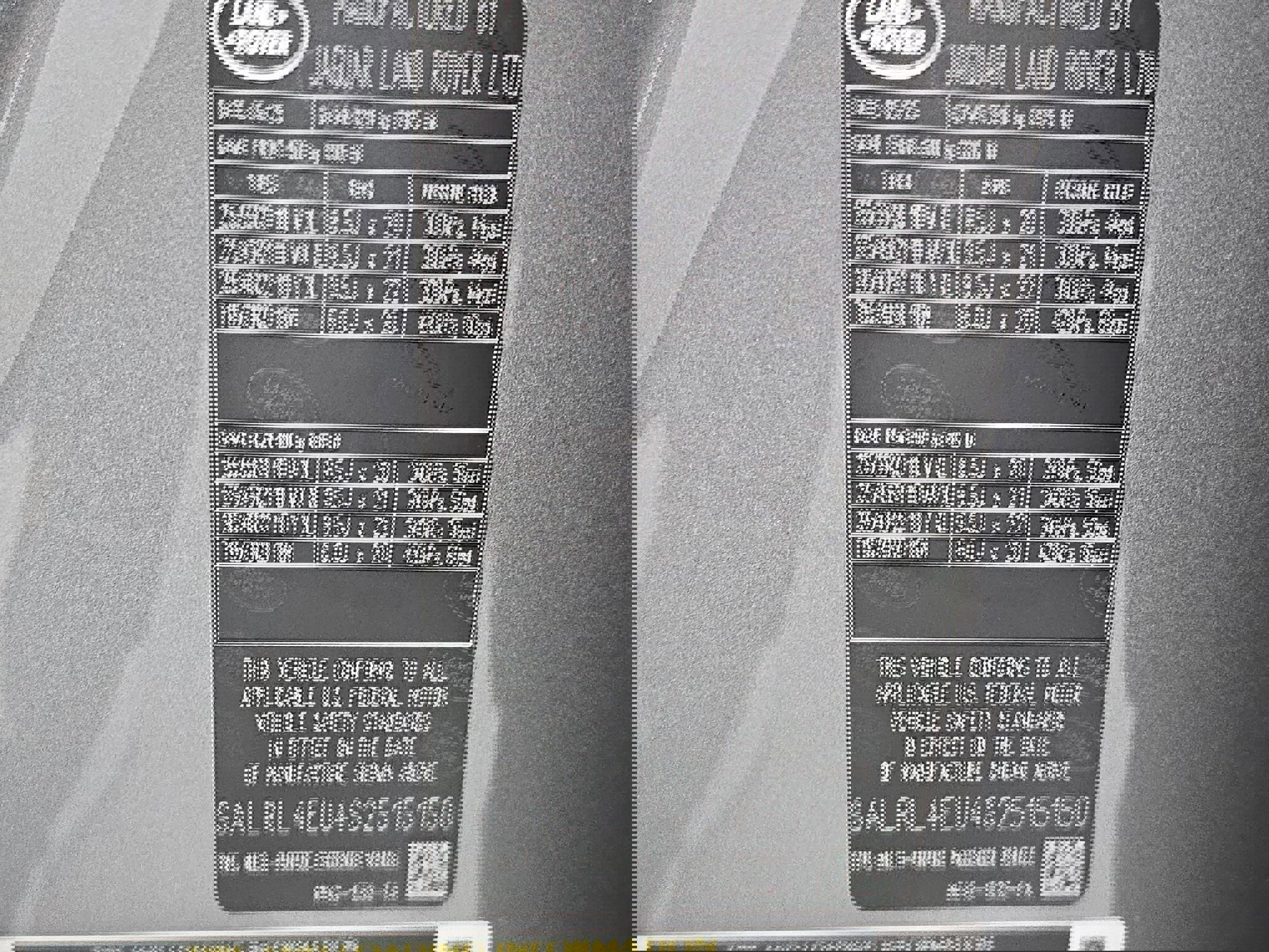 Certified 2025 Land Rover Discovery Dynamic SE image 37