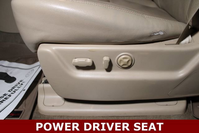 Used 2013 Chevrolet Tahoe LTZ AWD/4WD image 3