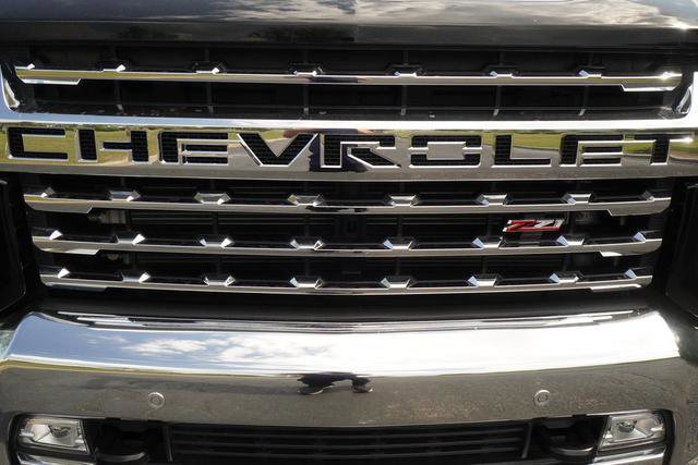 Used 2022 Chevrolet Silverado 2500 LTZ w/ LTZ Plus Package AWD/4WD image 48