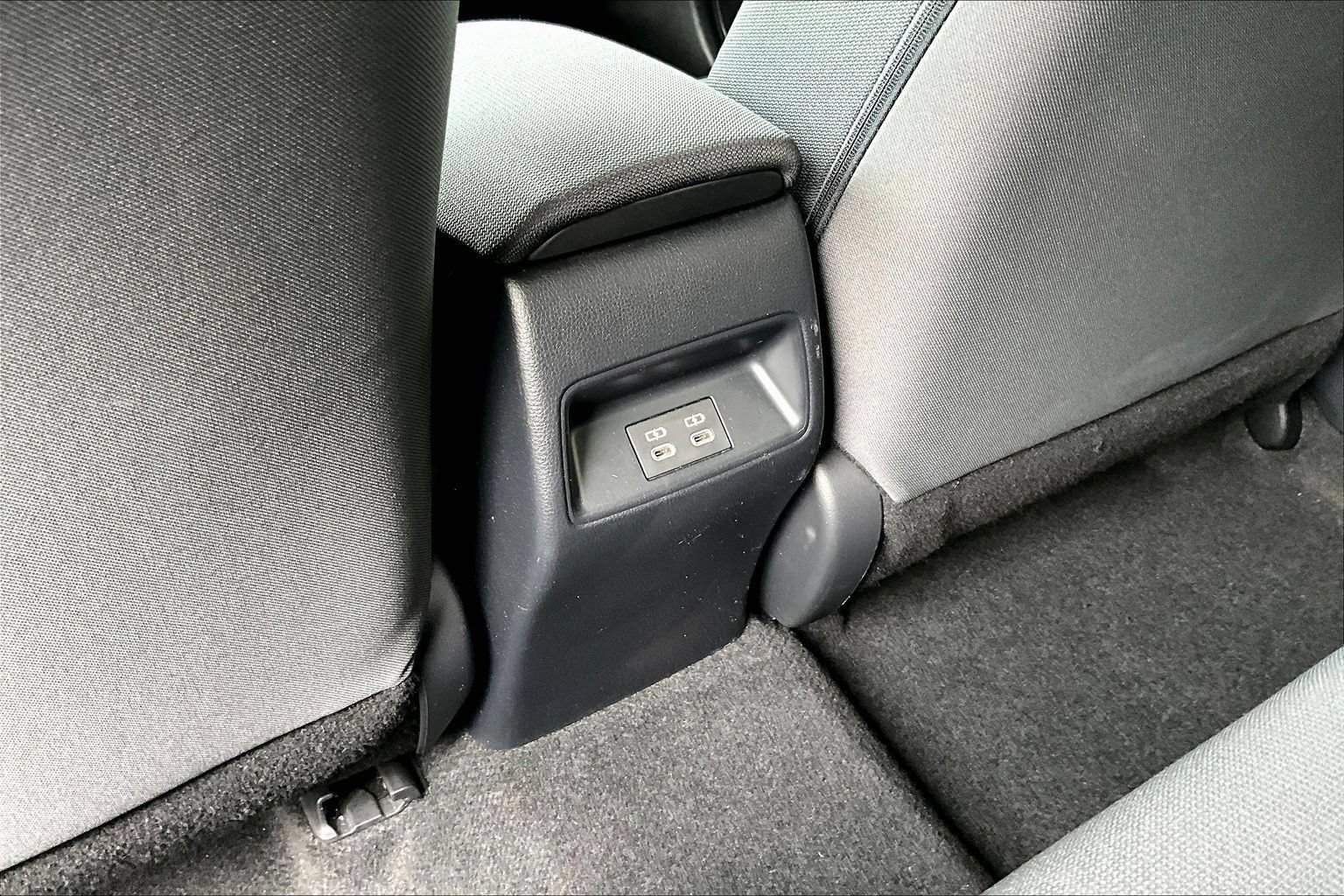 Used 2023 Toyota Corolla LE w/ LE Convenience Package FWD image 9