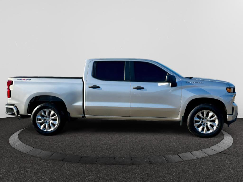 Used 2022 Chevrolet Silverado 1500 Custom w/ Safety Confidence Package AWD/4WD image 4