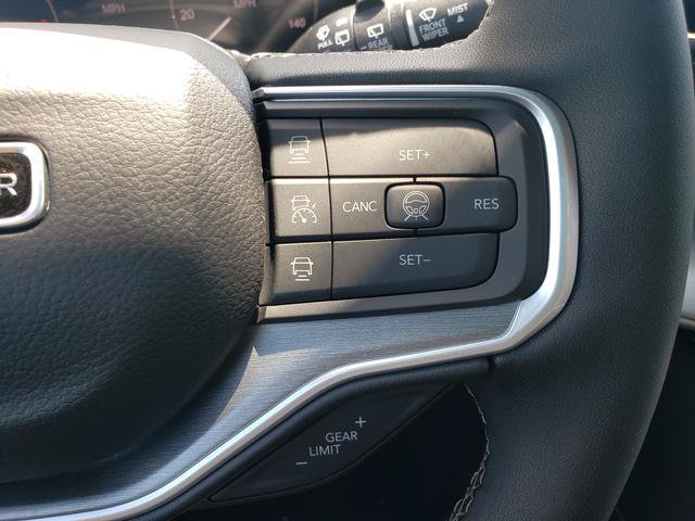 New 2026 Jeep Grand Wagoneer L Limited AWD/4WD image 32
