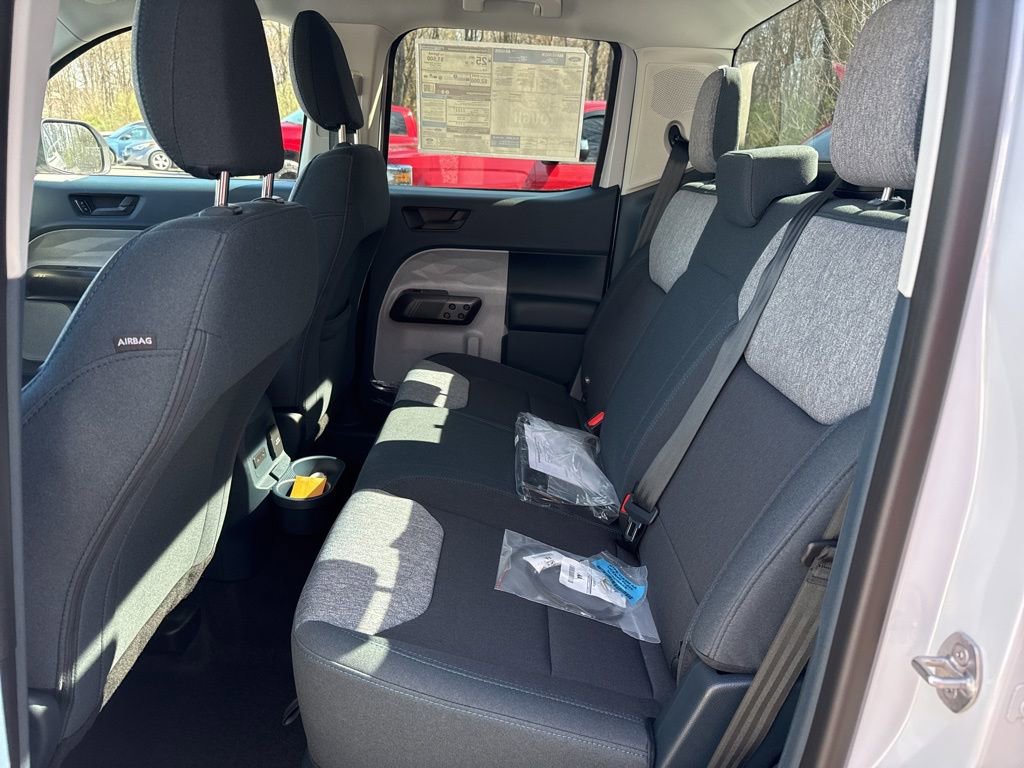 New 2026 Ford Maverick XLT image 32