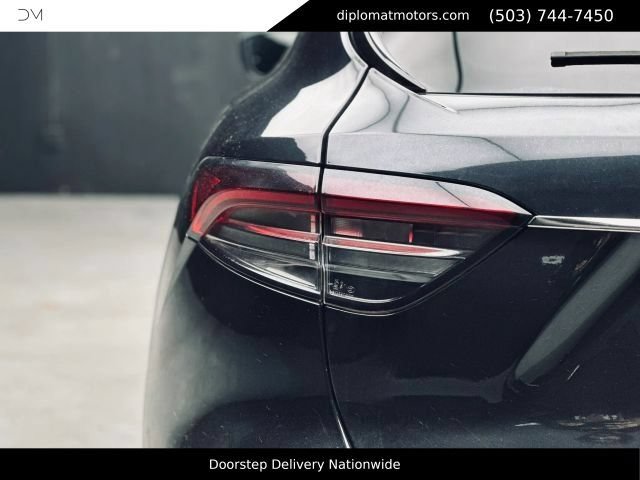 Used 2022 Maserati Levante GT AWD/4WD image 15