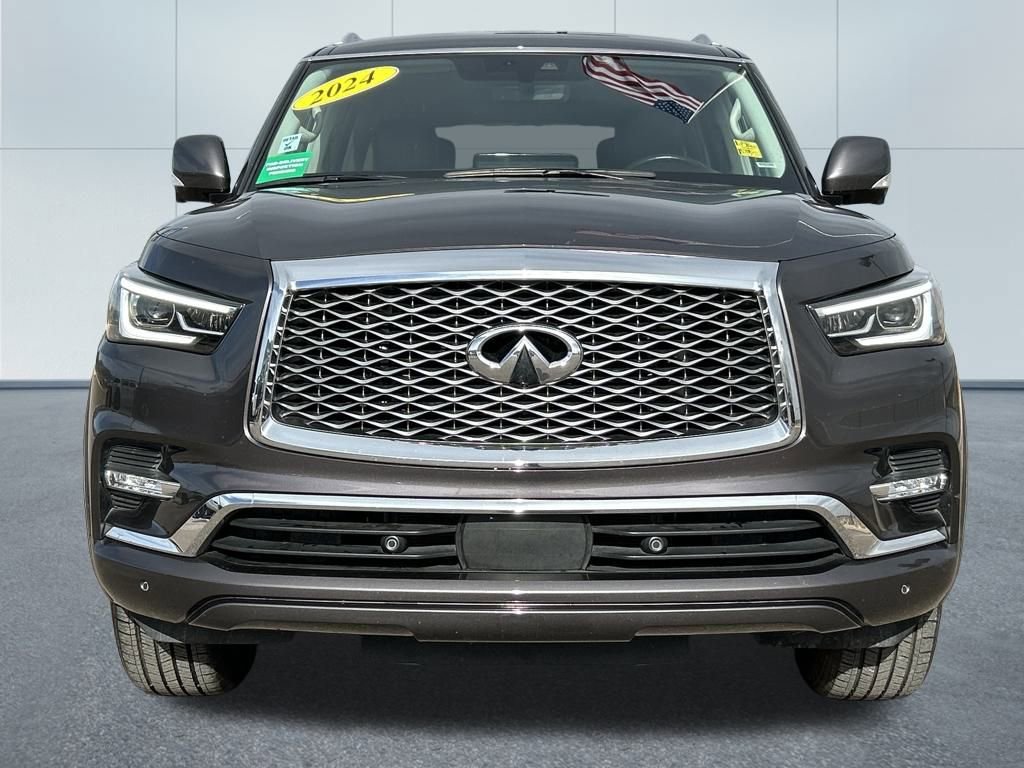 Used 2024 INFINITI QX80 Luxe image 3
