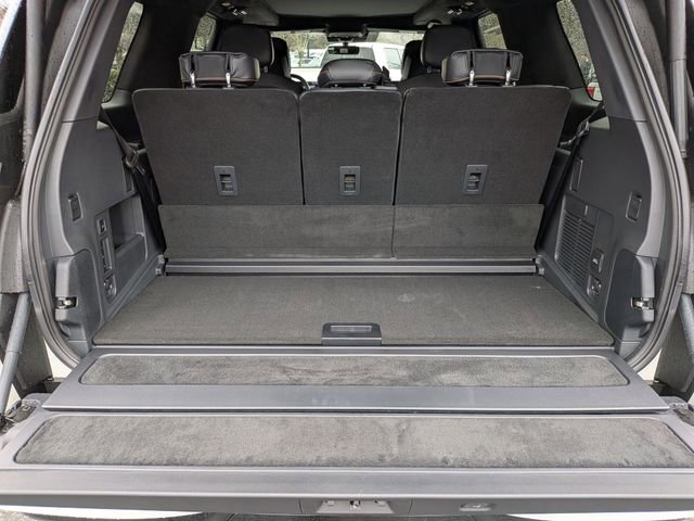 New 2026 Lincoln Navigator Black Label image 9