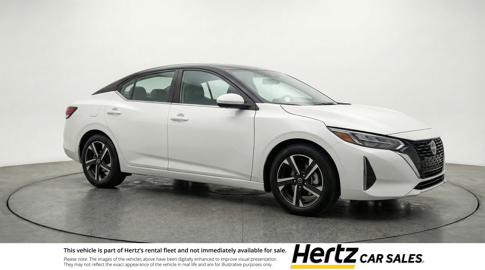 Used 2025 Nissan Sentra SV image 1