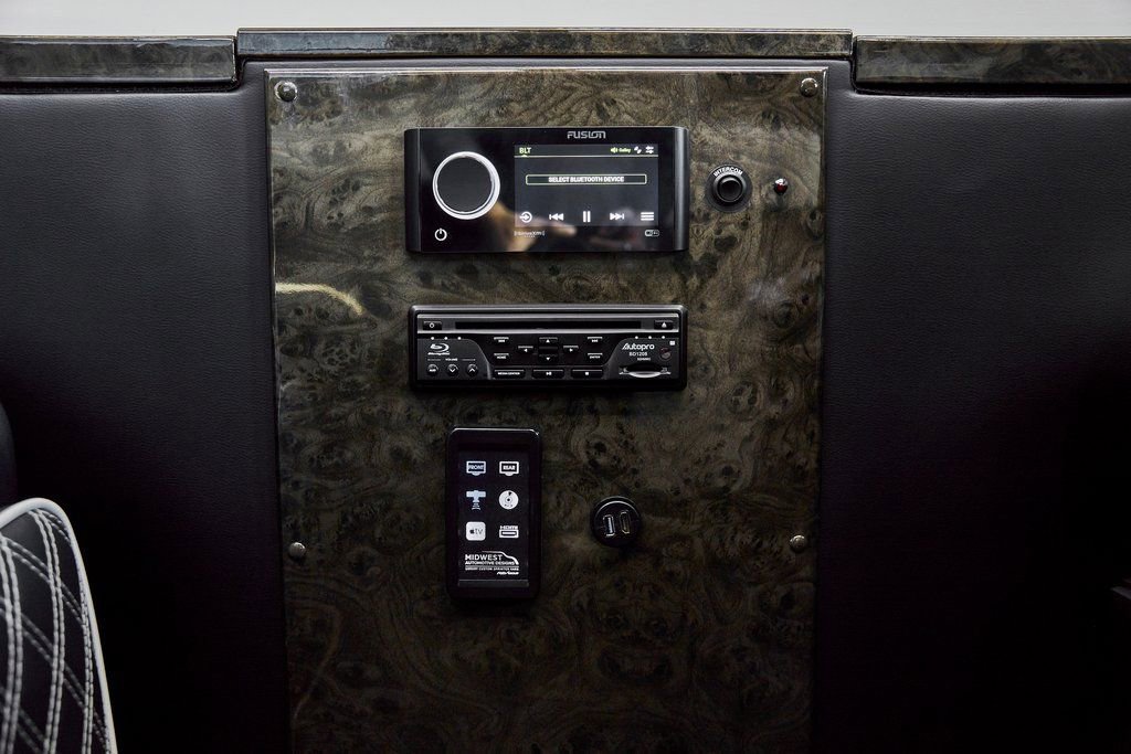 Used 2019 Mercedes-Benz Sprinter 144 image 94