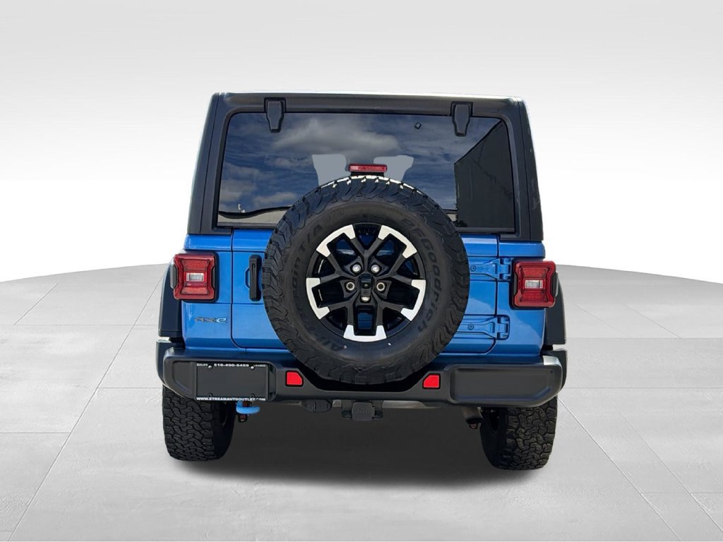 Used 2024 Jeep Wrangler Unlimited Rubicon 4xe AWD/4WD image 7