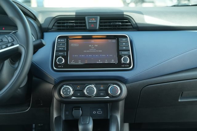 Used 2025 Nissan Versa SV FWD image 29
