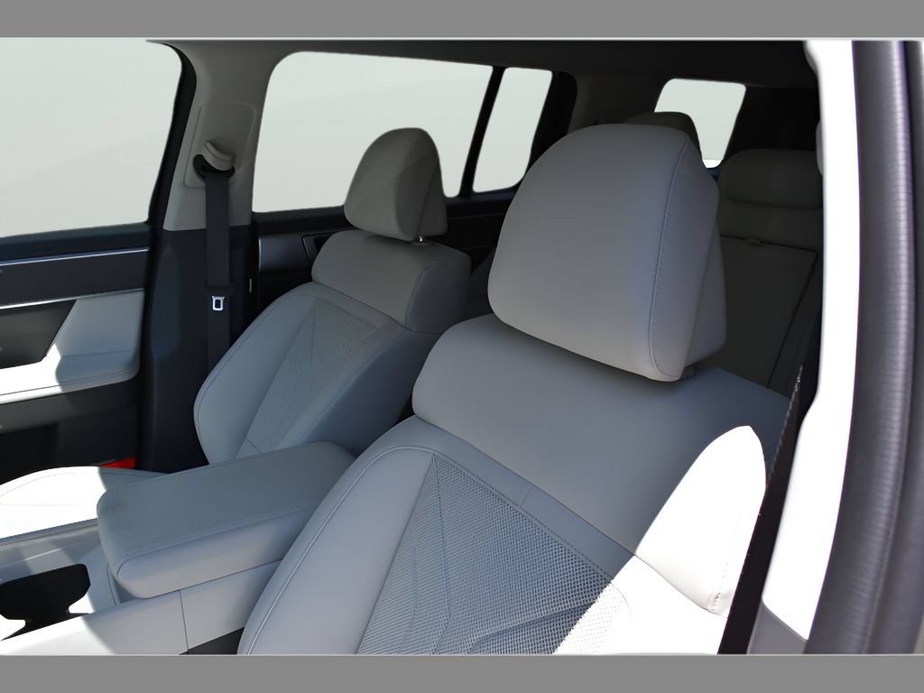 New 2026 Hyundai Santa Fe SEL FWD image 28