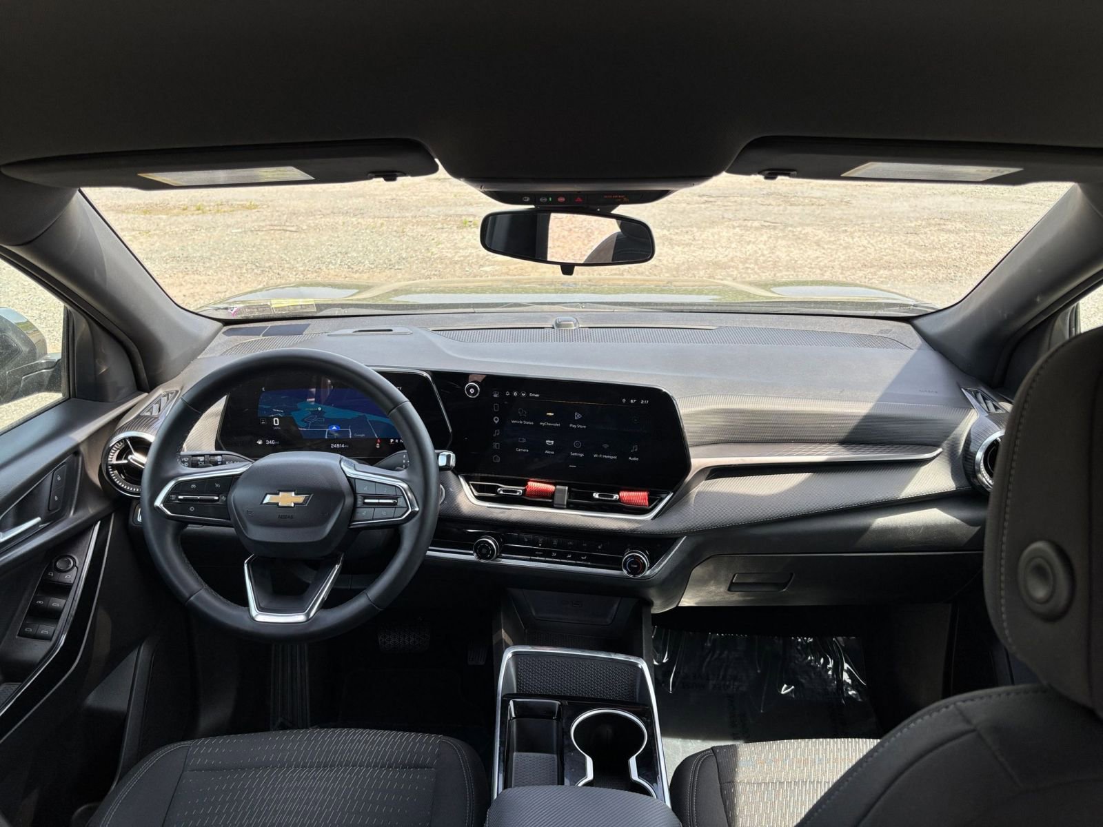 Used 2025 Chevrolet Equinox LT FWD image 32