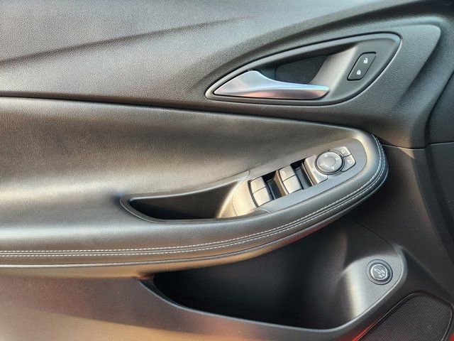 Used 2024 Buick Encore GX Preferred image 24