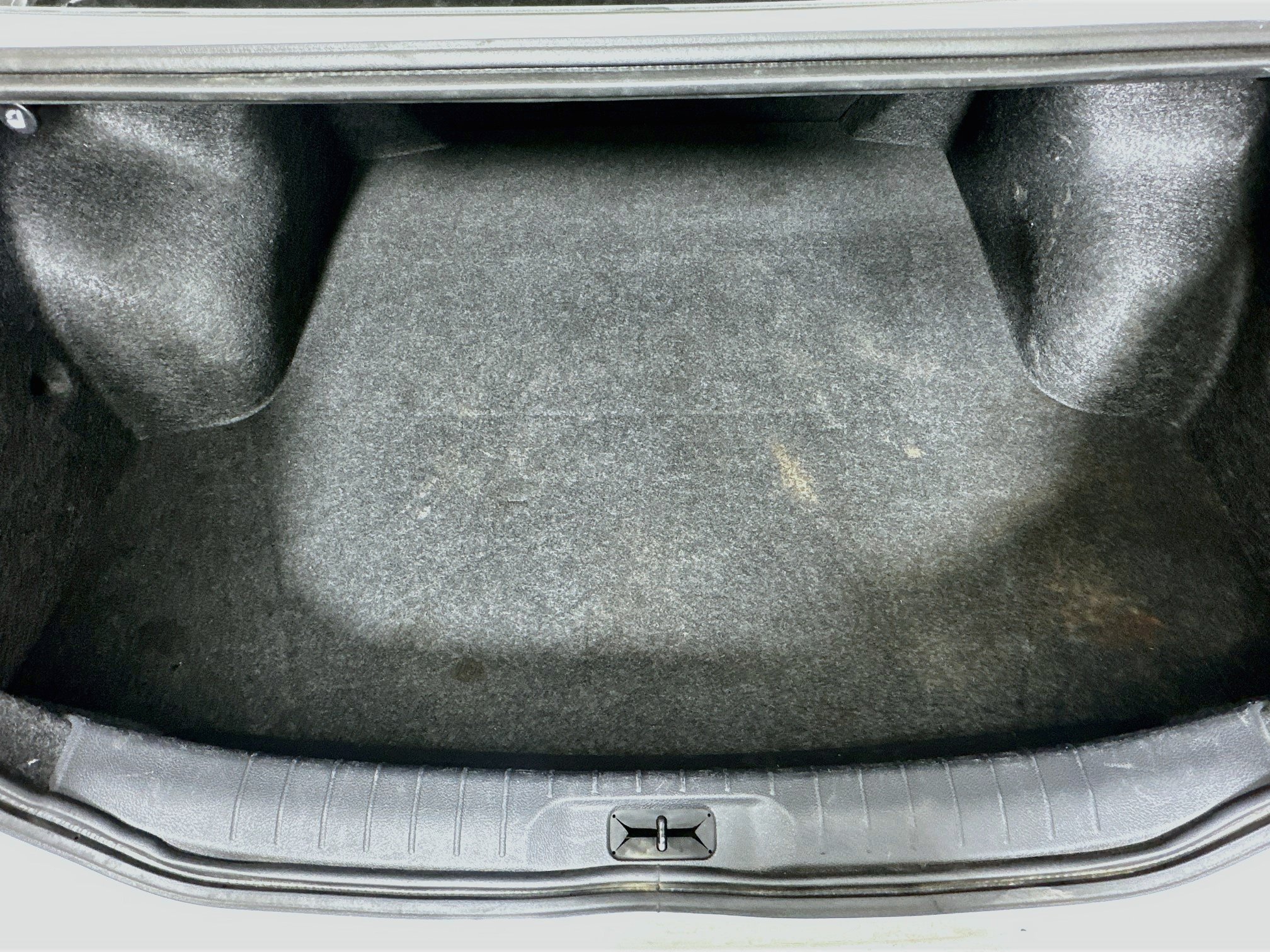 Used 2025 Nissan Altima 2.5 SV FWD image 27