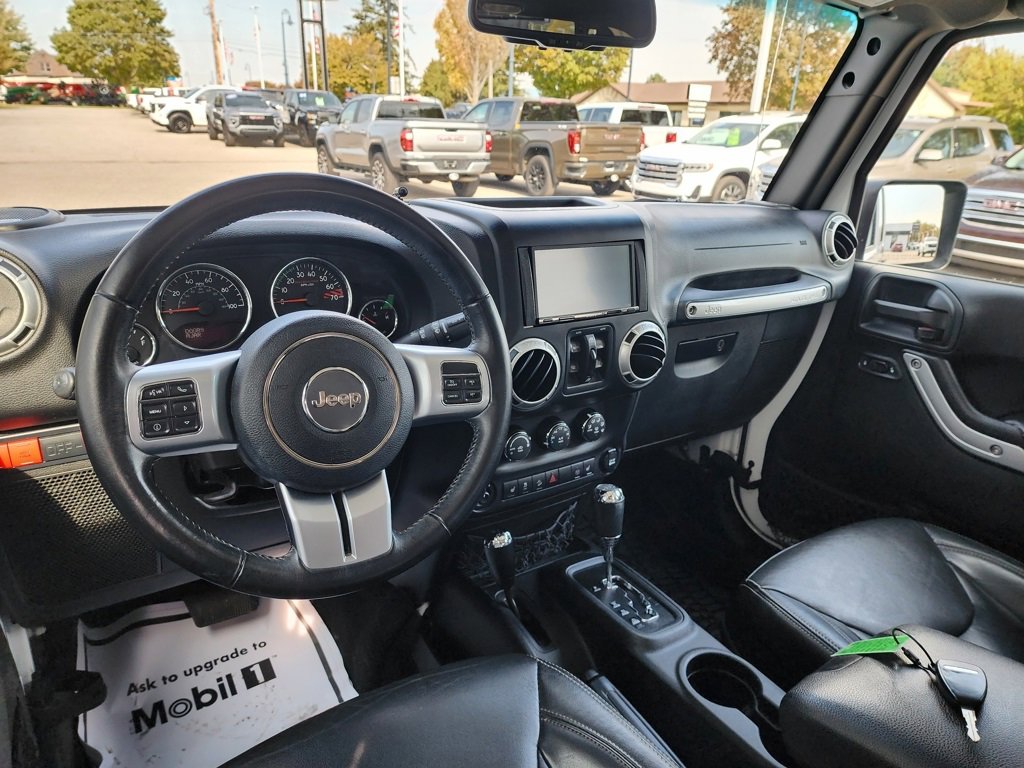Used 2017 Jeep Wrangler Unlimited Rubicon image 24