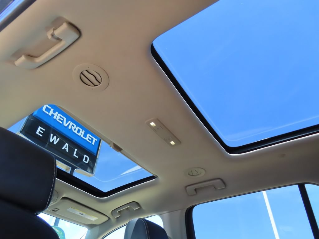 Certified 2019 GMC Acadia Denali w/ Technology Package AWD/4WD image 5
