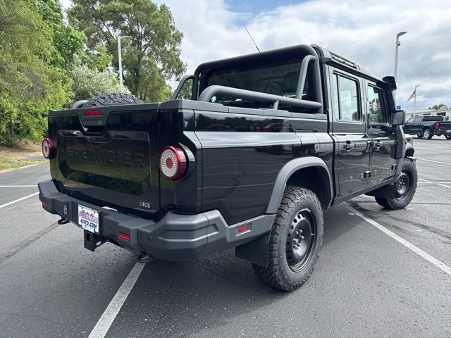 New 2025 INEOS Grenadier Base image 5