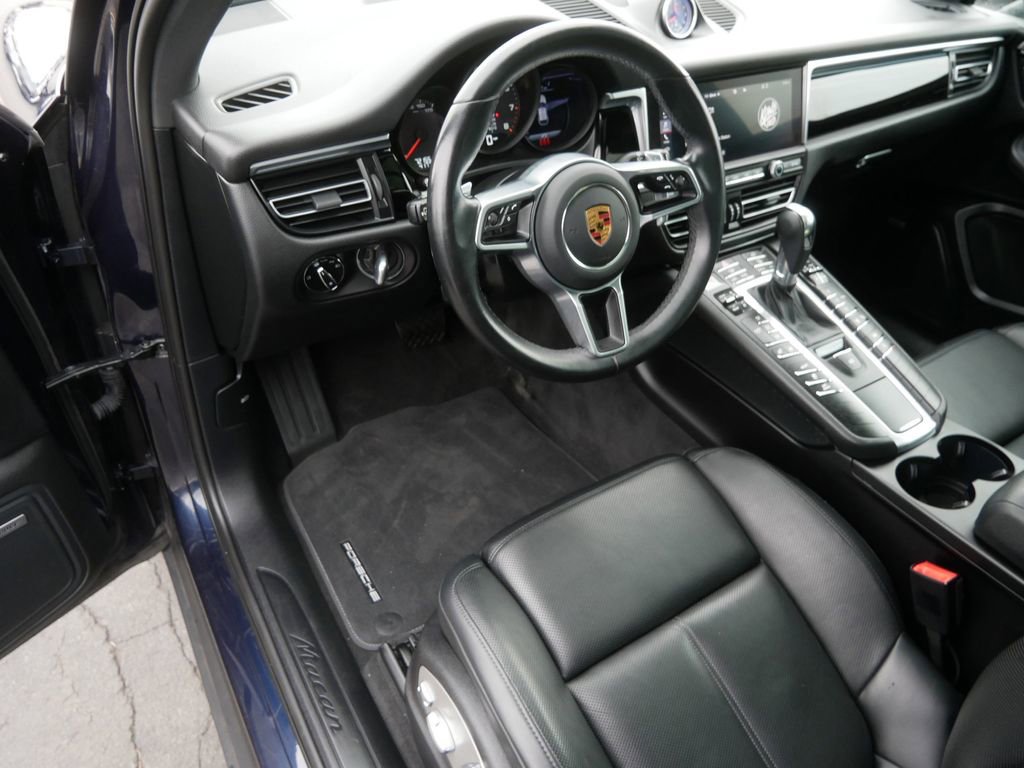 Used 2021 Porsche Macan image 11