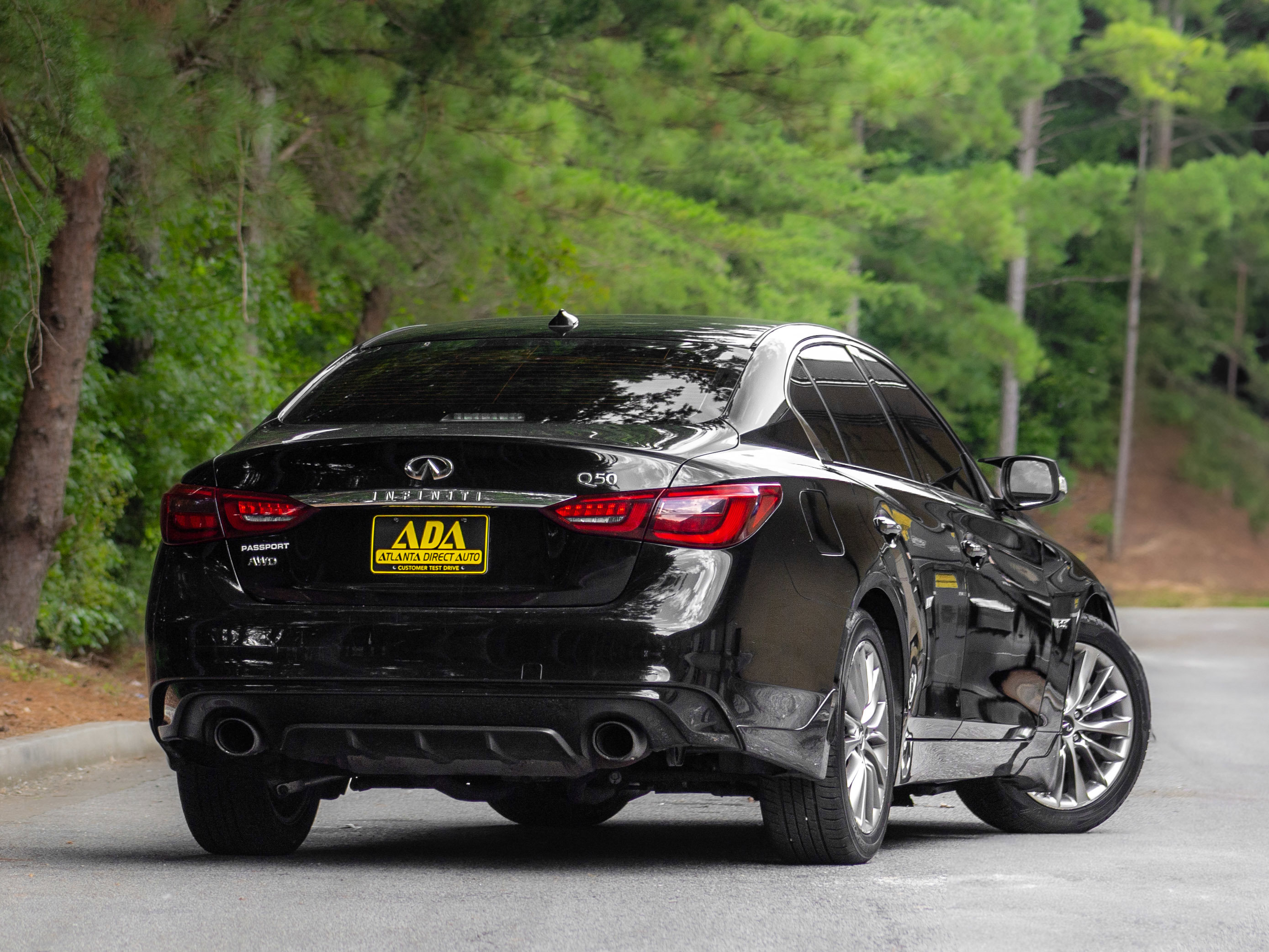 Used 2019 INFINITI Q50 Luxe w/ Essential Package (3.0T Luxe) image 4