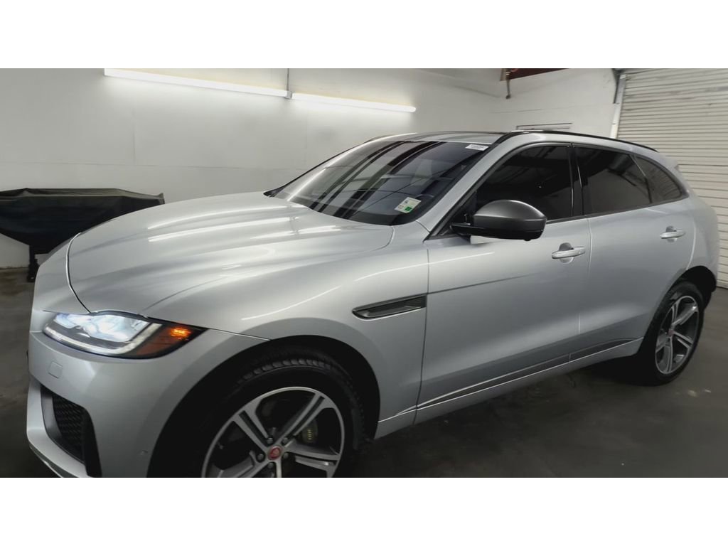 Used 2020 Jaguar F-PACE 300 Sport image 4
