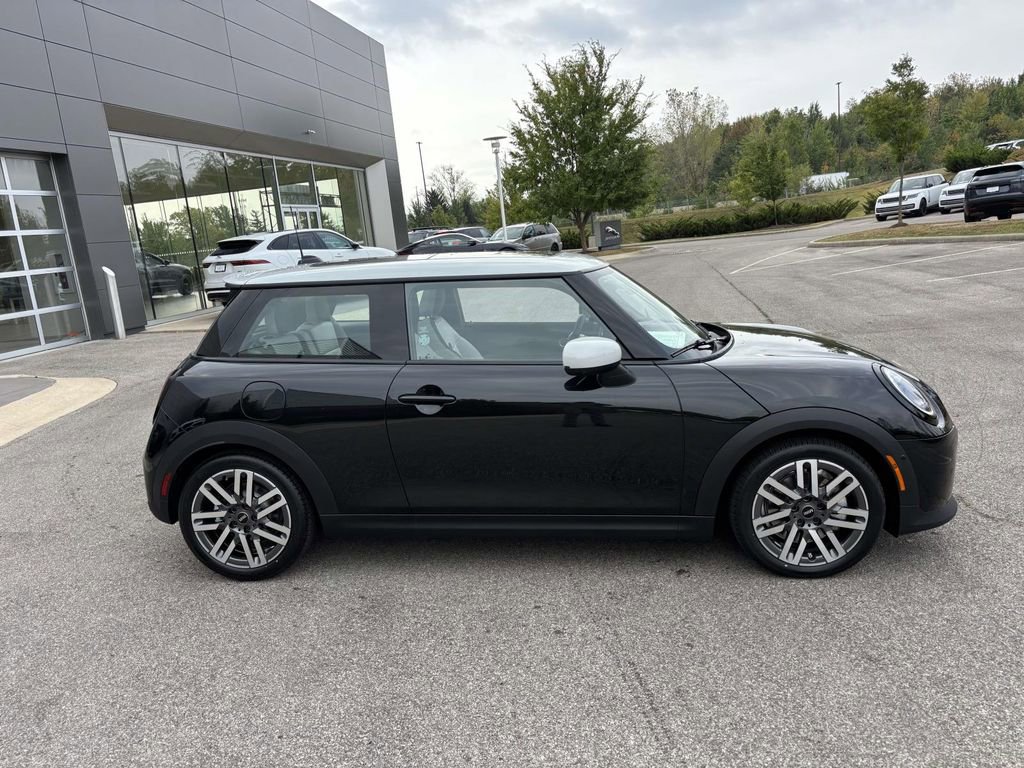 New 2026 MINI Cooper S image 8