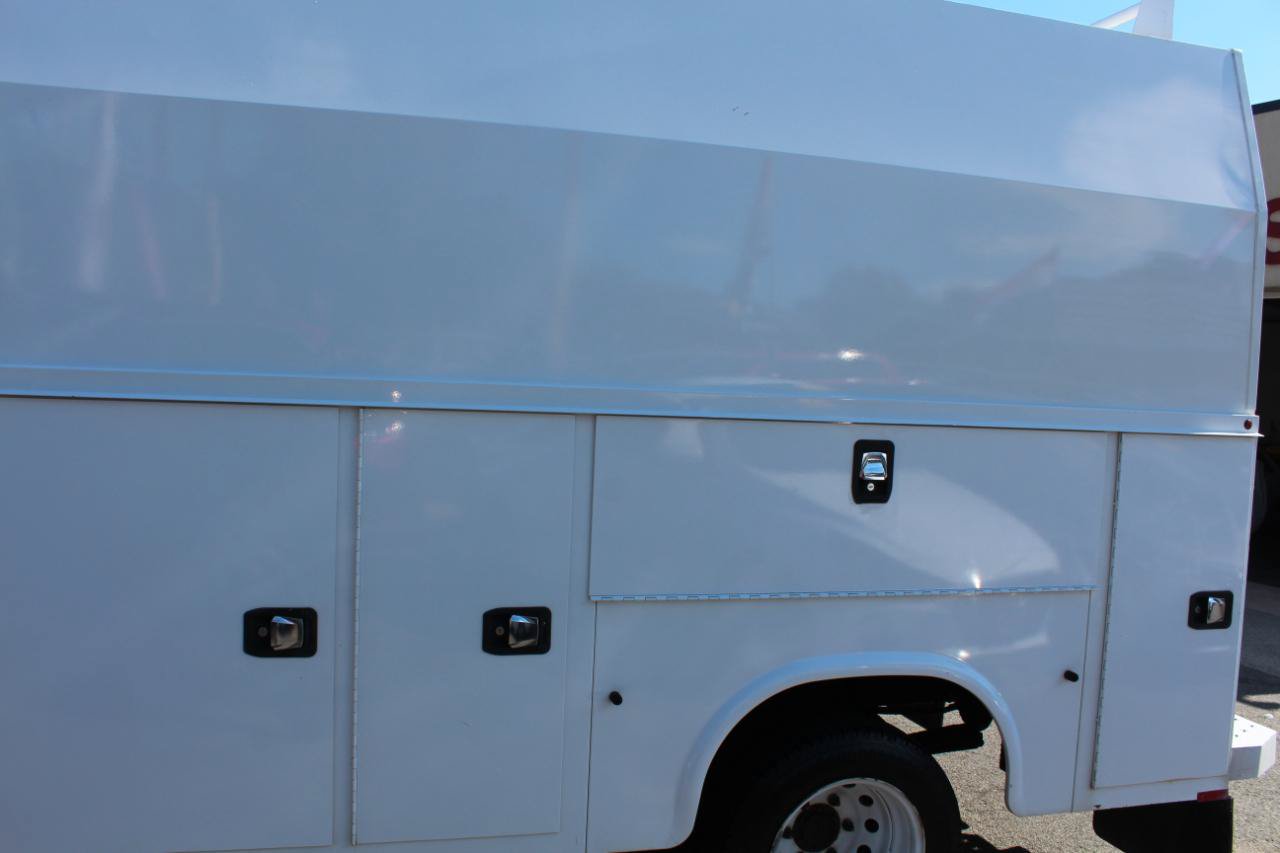 Used 2018 Ford Transit 350 138 DRW w/ Interior Upgrade Package RWD image 36