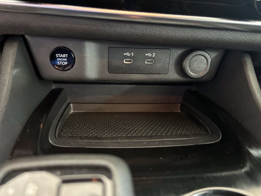 Used 2024 Nissan Rogue S FWD image 42