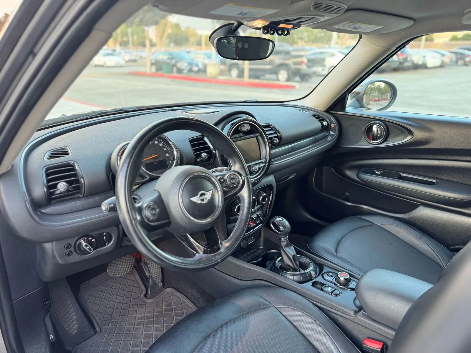 Used 2016 MINI Cooper Clubman image 16