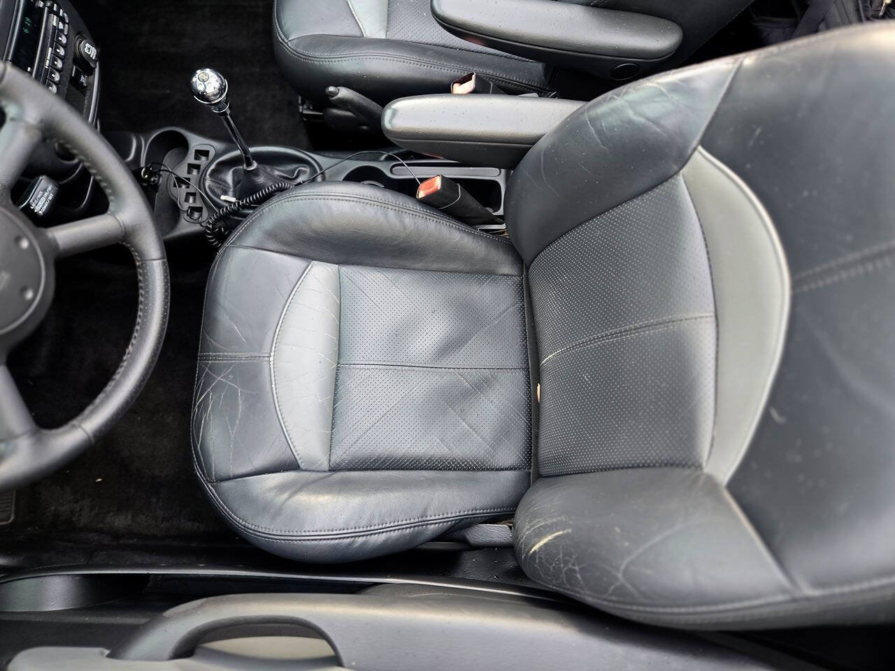 Used 2005 Chrysler PT Cruiser GT FWD image 17