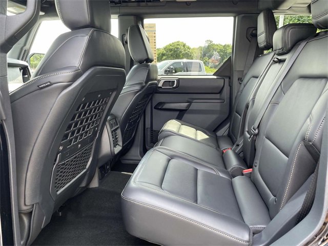 New 2025 Ford Bronco Badlands image 25