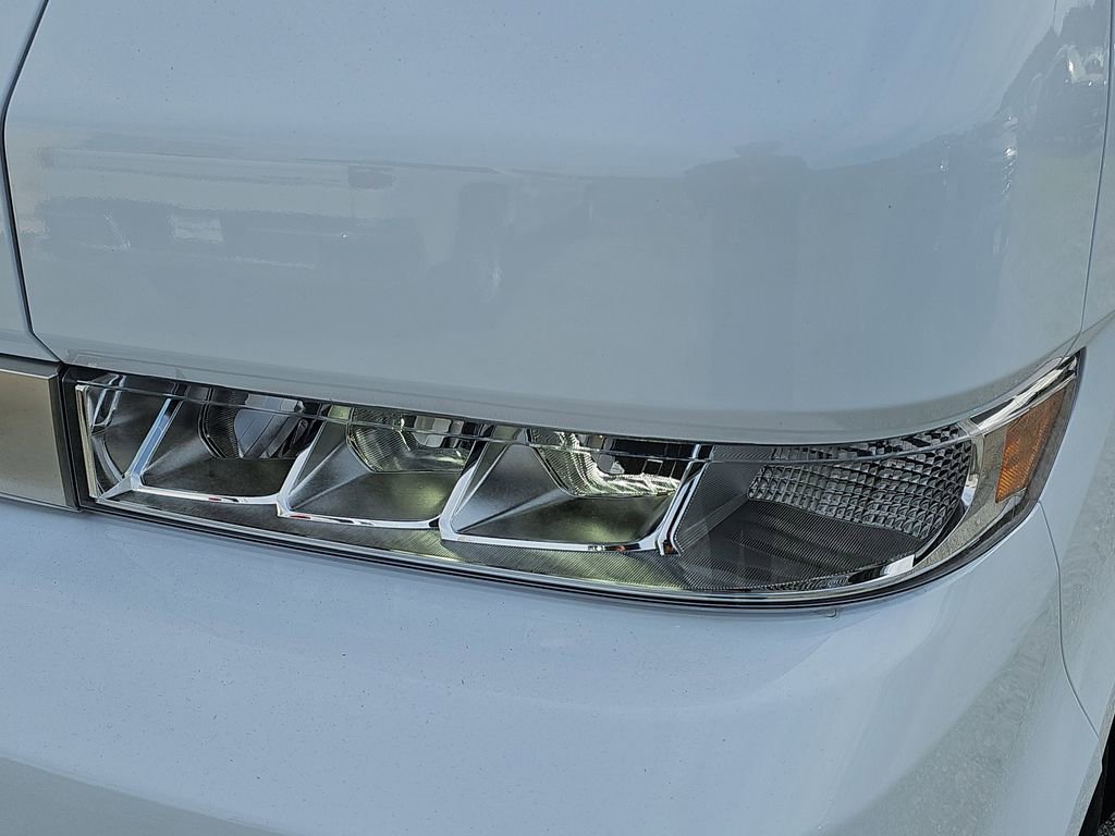 New 2025 Chevrolet Brightdrop 400 image 31